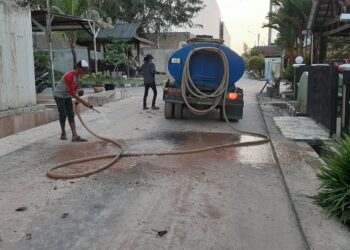 Paska Tembok Pagar Kolam Resapan Rubuh, Pollux Habibie Segera Sambungkan Drainase Proyek ke Saluran Kota