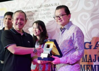 Ditasbih sebagai Wajib Pajak Terbaik sejak 2015, Triniti Dinamik Kembali Raih Predikat Terbaik 2018