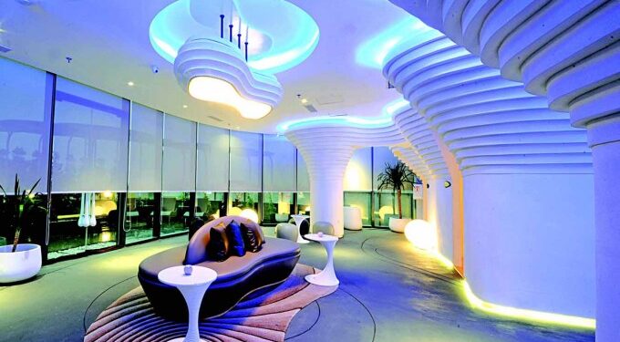 Hotel JHL Solitaire Perpaduan Arsitektural yang Ikonik yang Dibalut Kemewahan