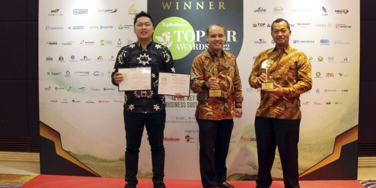 Modernland Realty Raih Penghargaan TOP CSR Awards 2022