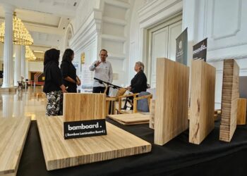 Potensi Pemanfaatan Kayu dan Bambu Rekayasa Untuk Bangunan Gedung dan Hunian Sangat Besar
