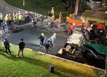 Kota Deltamas dan Pemkab Bekasi Terapkan Aspal dari Limbah Plastik