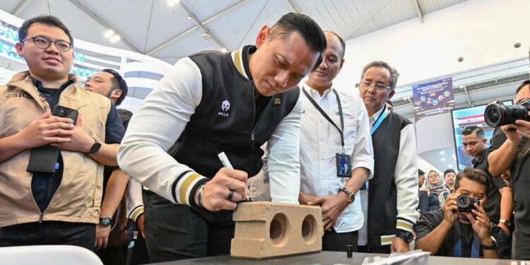 Jadi Kunci Pertumbuhan Ekonomi Berkelanjutan, SIG Dukung Pembangunan Infrastruktur dan Perumahan dengan Semen Hijau