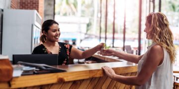 Dipicu oleh Rendahnya Pembatalan Reservasi Secara Global, Tarif Harian Rata-rata Hotel di Indonesia Naik di 2024