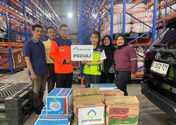 Perumnas Salurkan Bantuan untuk Korban Banjir Bekasi