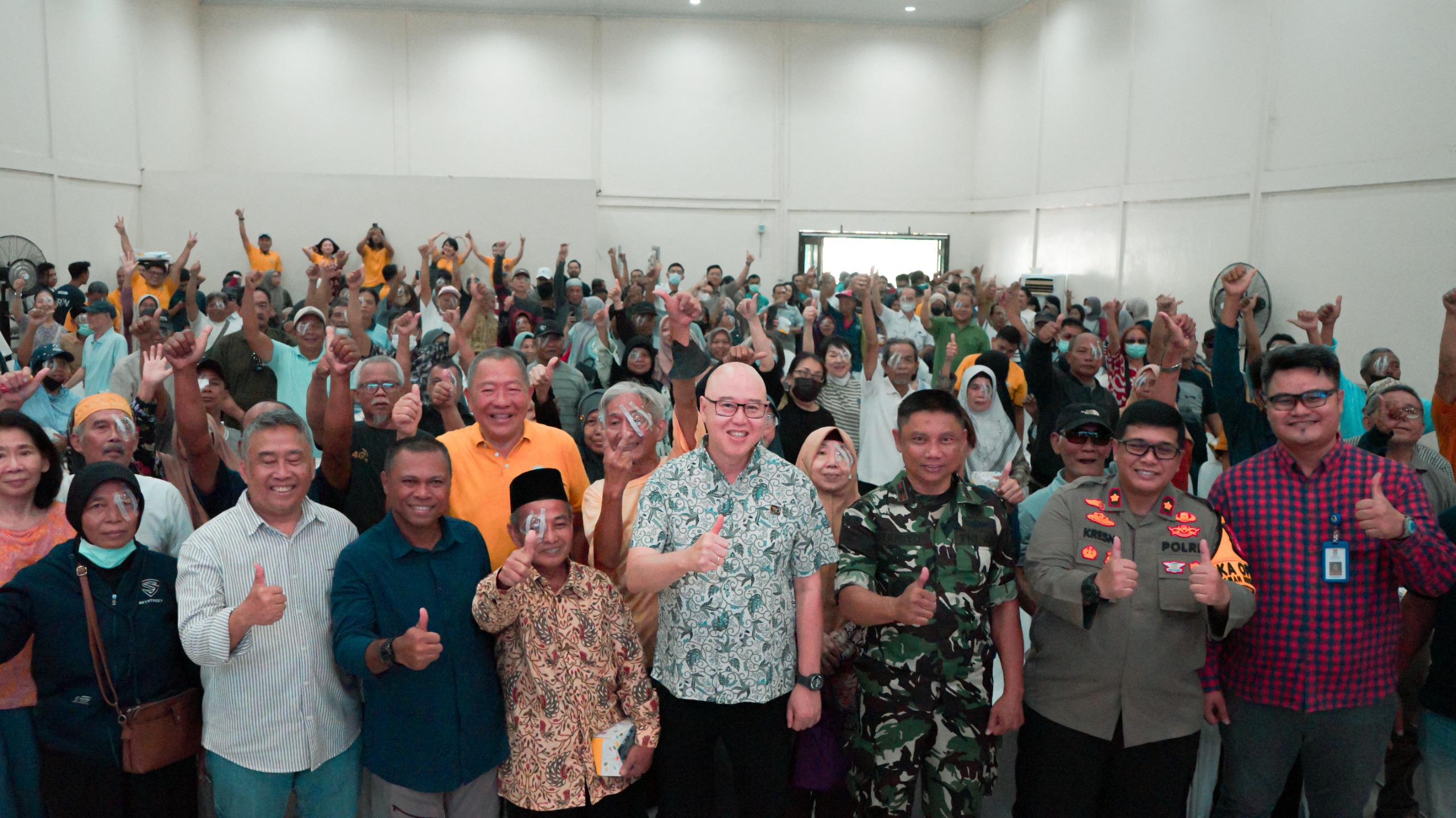 Warnai Perayaan Lima Dekade, Summarecon Beri “Cahaya Baru” untuk 207 Pasien Katarak