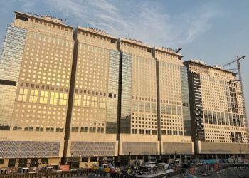 Ekspansi ke Timur Tengah, Danantara Akuisisi Aset Properti dari Thakher Development Company