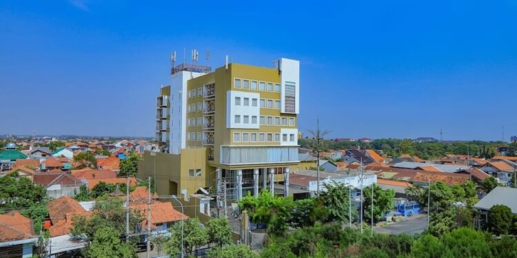 Dafam Land Lelang Hotel dan Villa di Pekalongan Senilai Rp73,77 Miliar